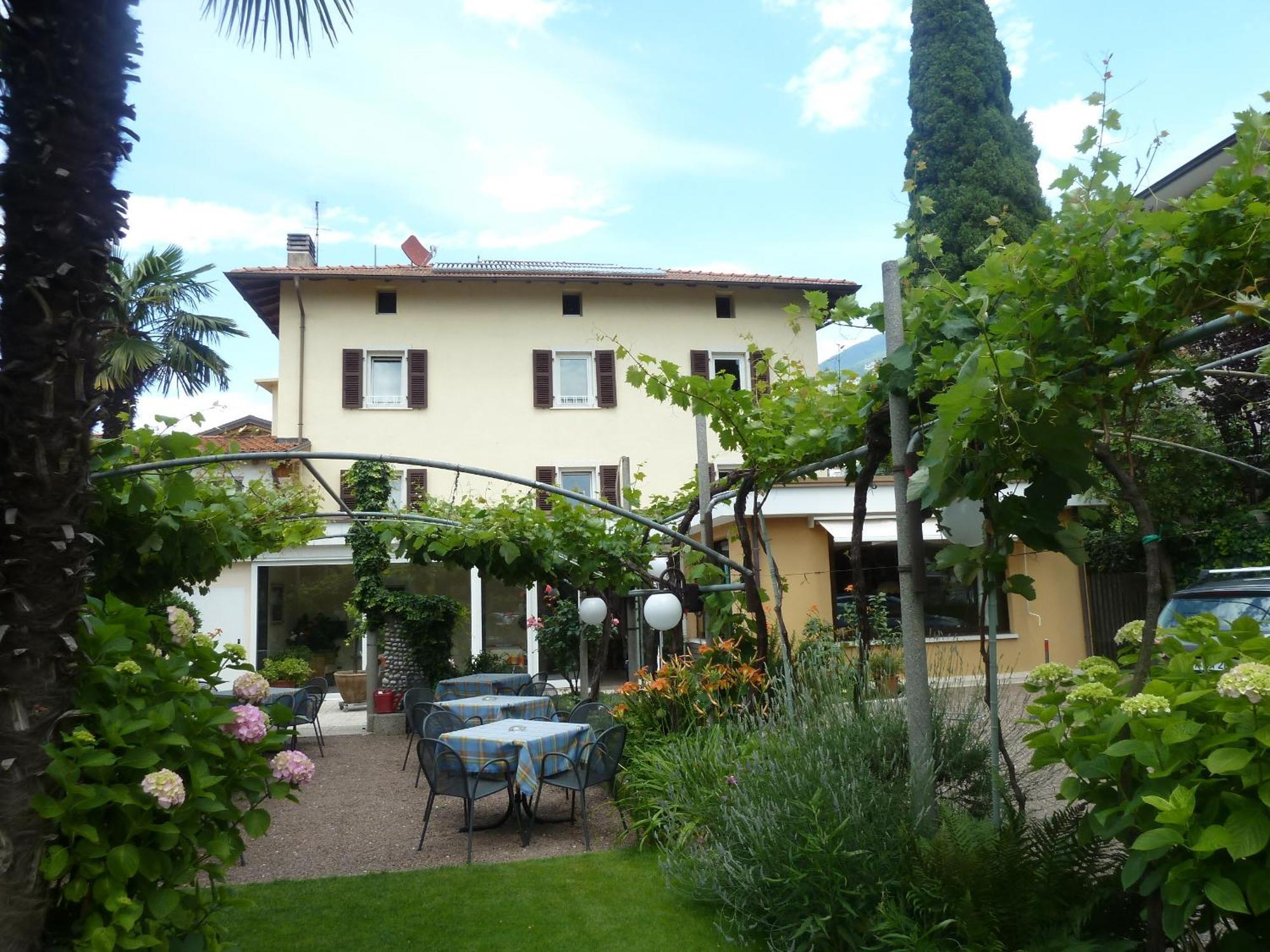 Garni Ischia